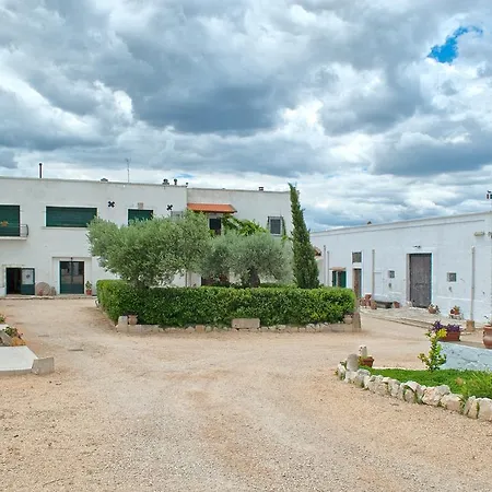 ファームステイ Masseria Strada ジノーザ